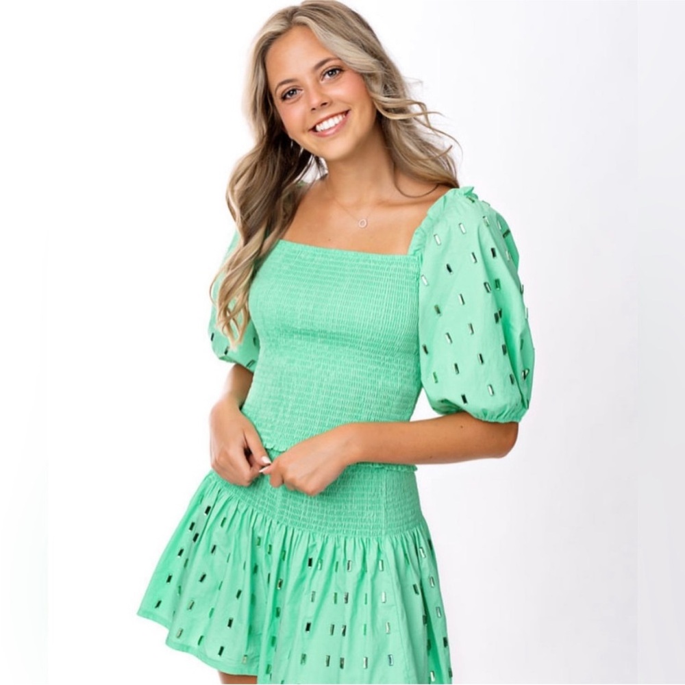Queen of Sparkles Set – Mint Green Puff Sleeve Top & Shorts | Size Small | NWT